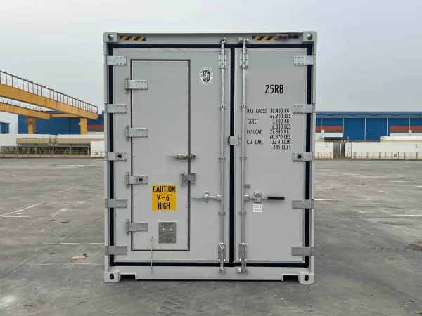 20 Fuß High Cube Kühlcontainer mit Personaltür – Bild 2