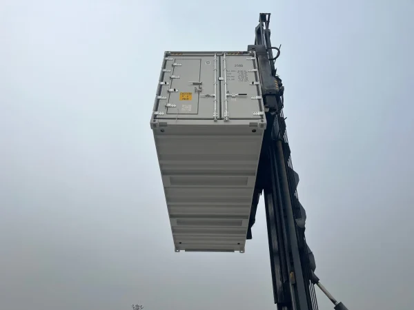 20 Fuß High Cube Kühlcontainer mit Personaltür – Bild 5