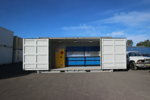 20′ Werkstattcontainer mit Seitenöffnung – Bild 2